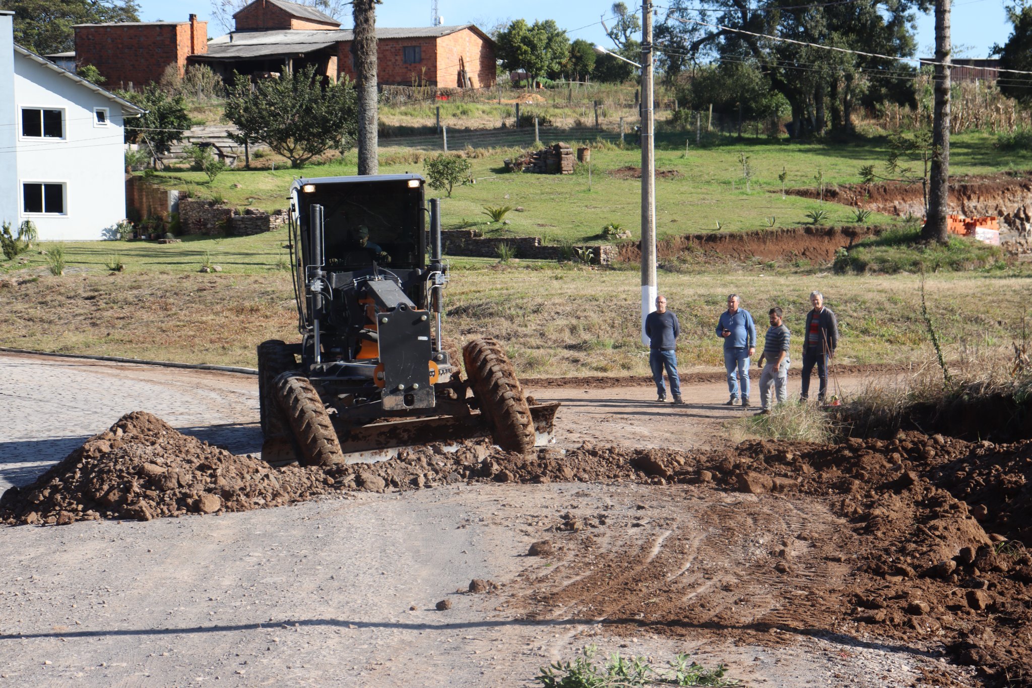 Lagoa Bonita inicia obras do Programa Avançar Pavimenta